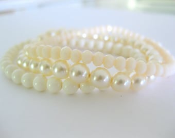 Wedding bracelet. Bridal jewelry. Jewelry for brides and bridesmaids.