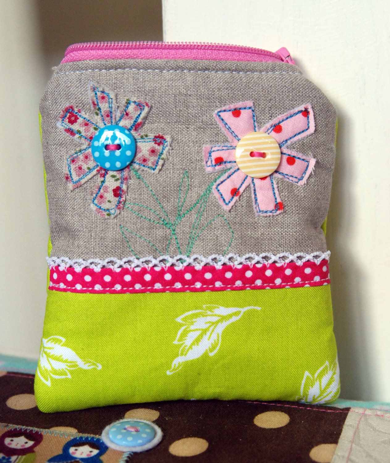 NEW Applique Flowers Coin Purse