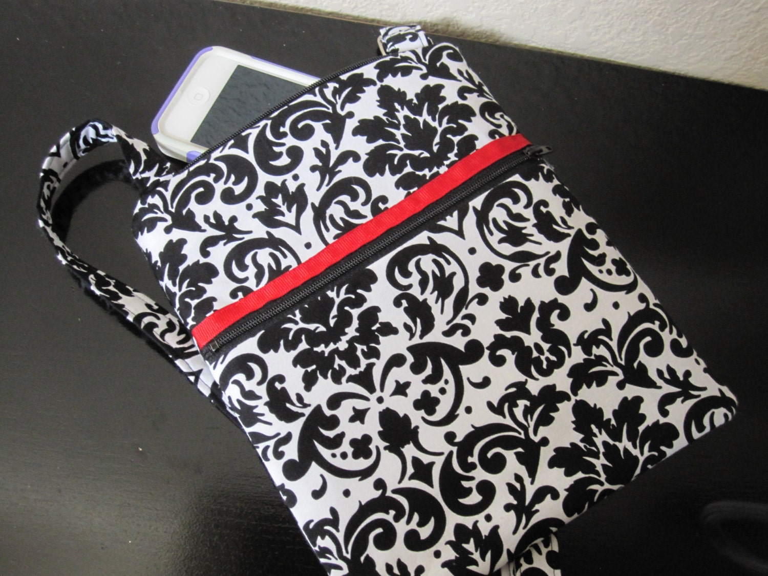 Black and White Damask Cross-Body Hipster Bag including Matching Key Fob