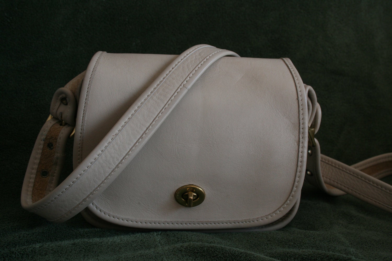 HOLD Ivory Small Leather COACH Crossbody Messenger Purse 9927 Bag