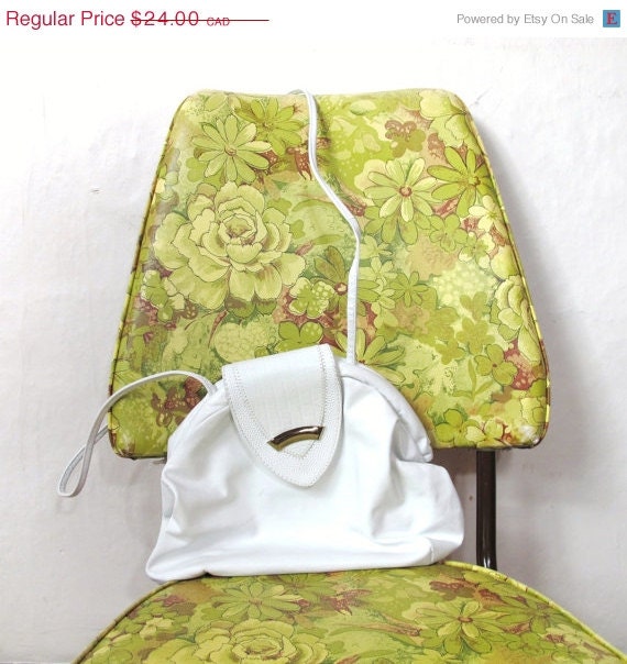 20% OFF VACATION SALE China White Leather Mini Babysitter Purse
