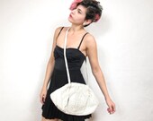 20% OFF VACATION SALE S A L E 80s Faux Croc Cream Hobo Purse