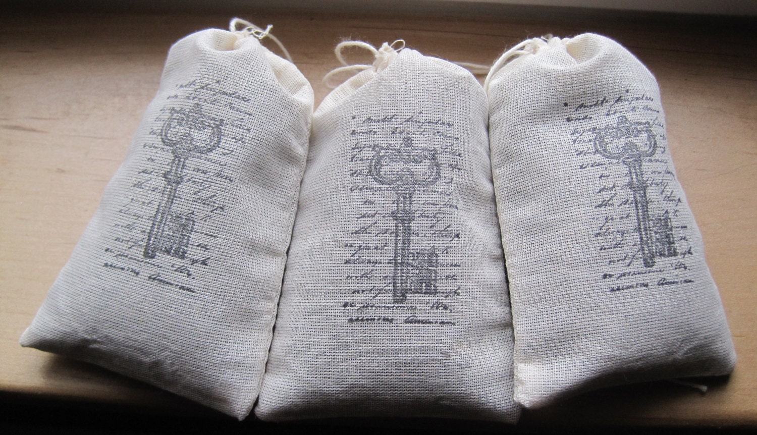 NEW french market skeleton key with french script lavender sachets