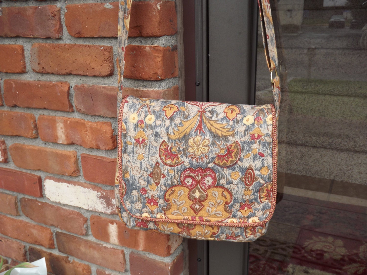 Messenger Bag, Crossbody Bag, Handmade Womens Purse, Handsfree Purse