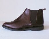 Vintage 1990's Eddie Bauer Chocolate Brown Leather Chelsea Ankle Boots 7 US Womens