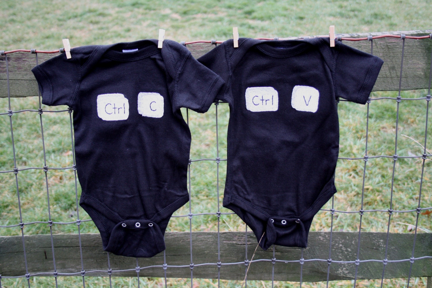 Copy & Paste Computer/Geek Chic TWIN Onesies Set , Great Shower gift for TWINS or siblings