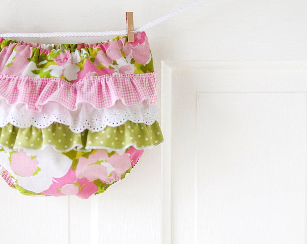 Ruffle Butt Diaper Cover Bloomer- Pink and Green Vintage Watercolor Floral- 3m 6m 12m 18m- Baby Shower Gift- Baby Spring Fashion- Recycled