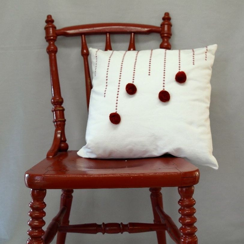 red shooting star pillow