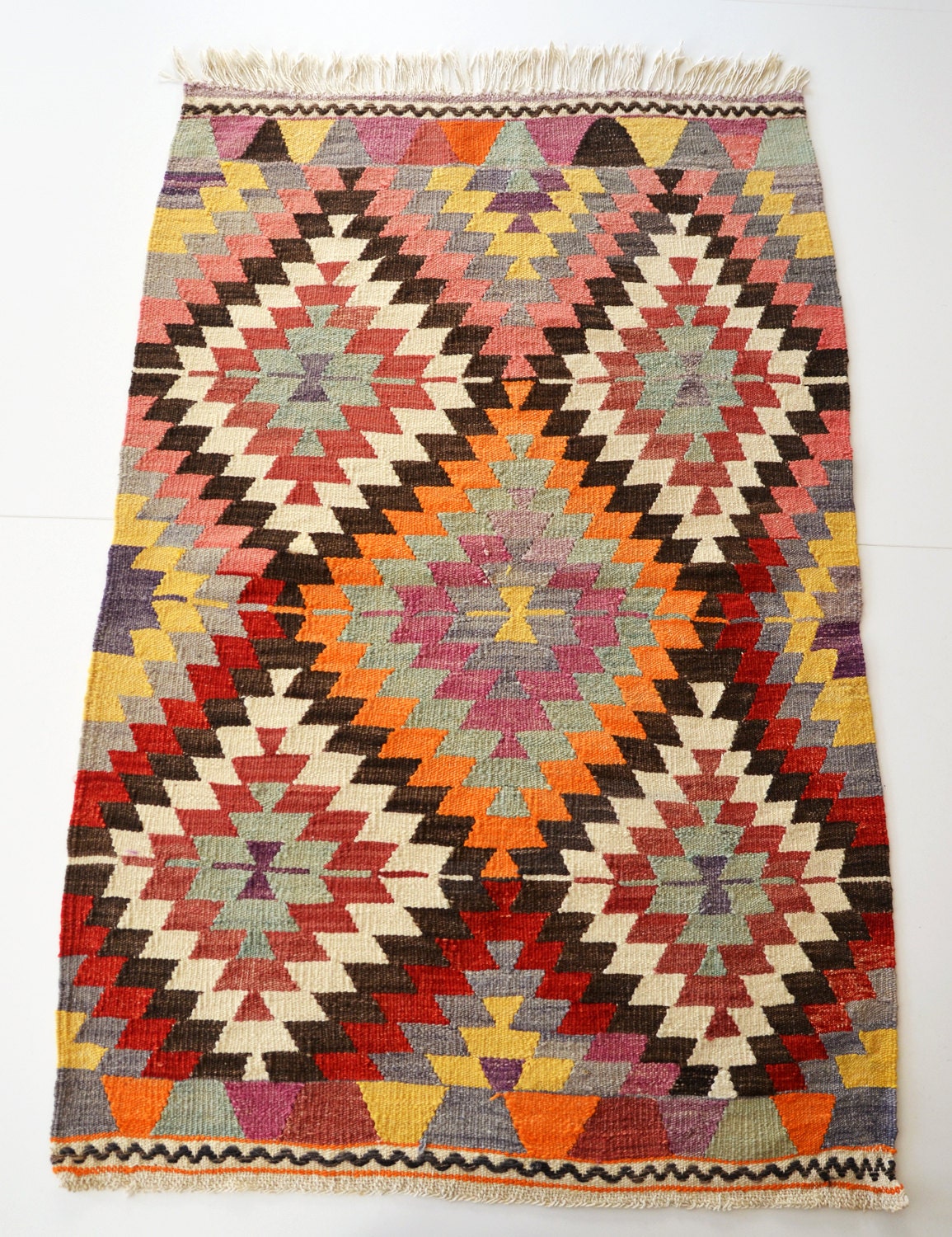 Sukan / VINTAGE Turkish Kilim Rug Carpet - handwoven kilim rug - antique kilim rug - decorative kilim - natural wool