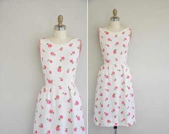 vintage 50s dress / 1950s pink rose bud print dress / 1950s linen cotton dress