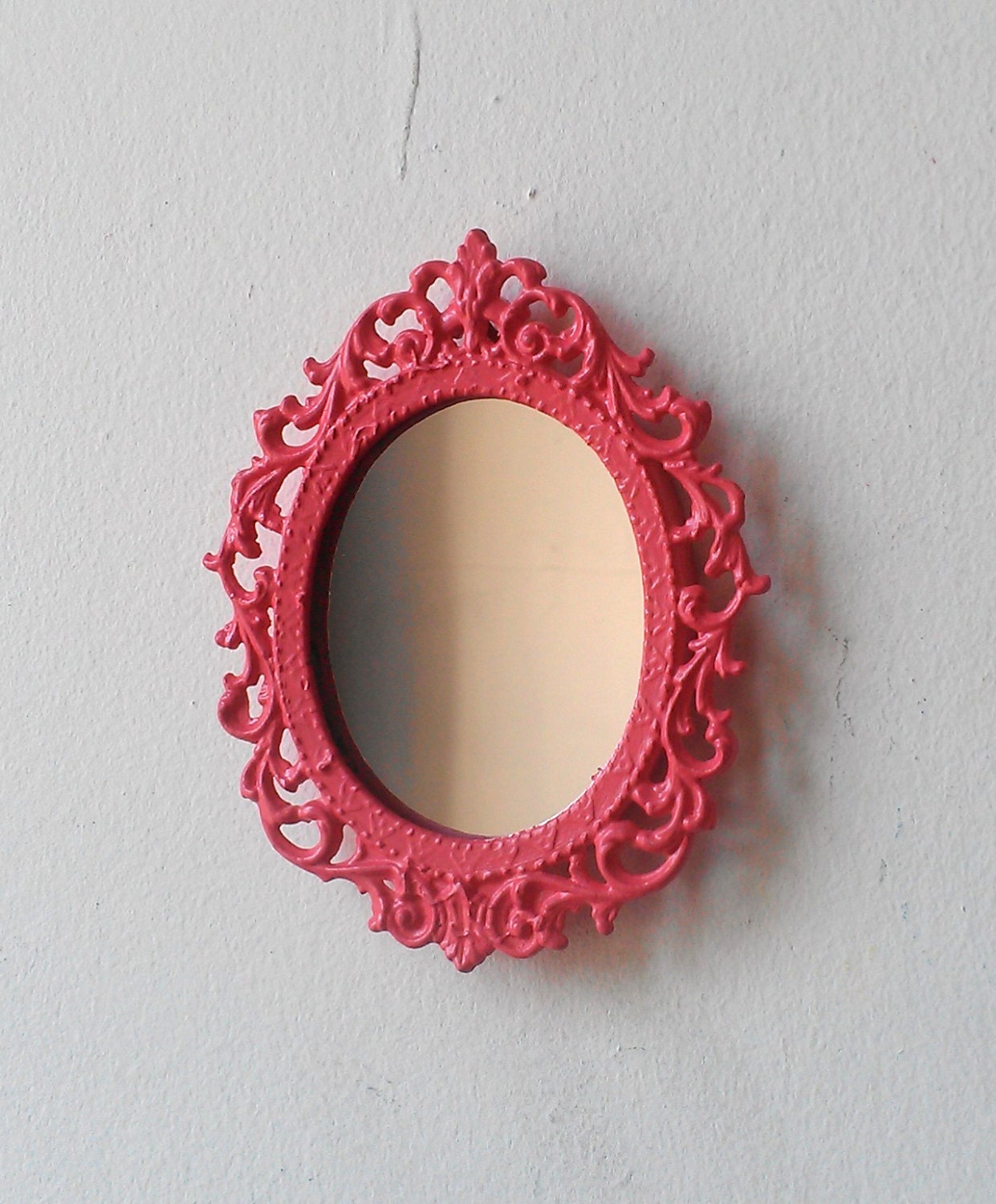 Miniature Princess Mirror in Vintage Pink Metal Frame