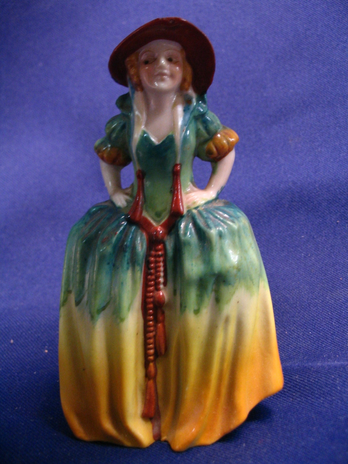 Vintage FIGURE  LADY Made in JAPAN figure porcelain