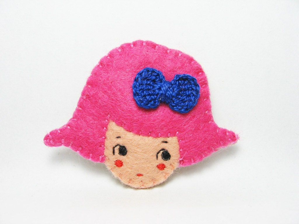 Bow cookie girl head felt brooch