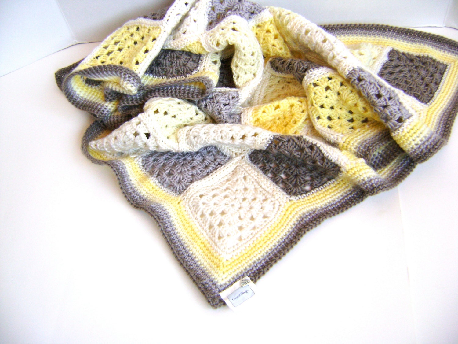 Crochet Pattern for Granny Cherub Baby Blanket - Perfect for any boy or girl INSTANT DOWNLOAD