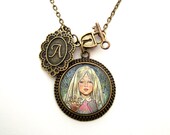 Alice in Wonderland Necklace Altered Art Necklace Charm Necklace Alice in Wonderland Jewellery UK