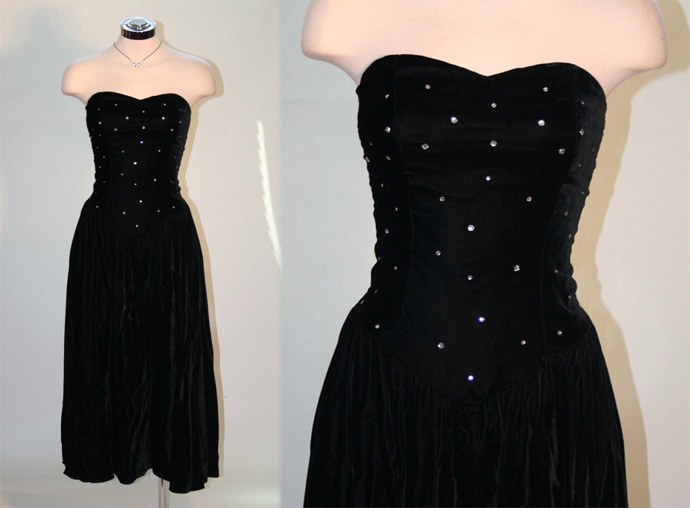 Strapless Rhinestone Studded Black Velvet  Vintage Party Dress Cocktail Dress Prom Dress