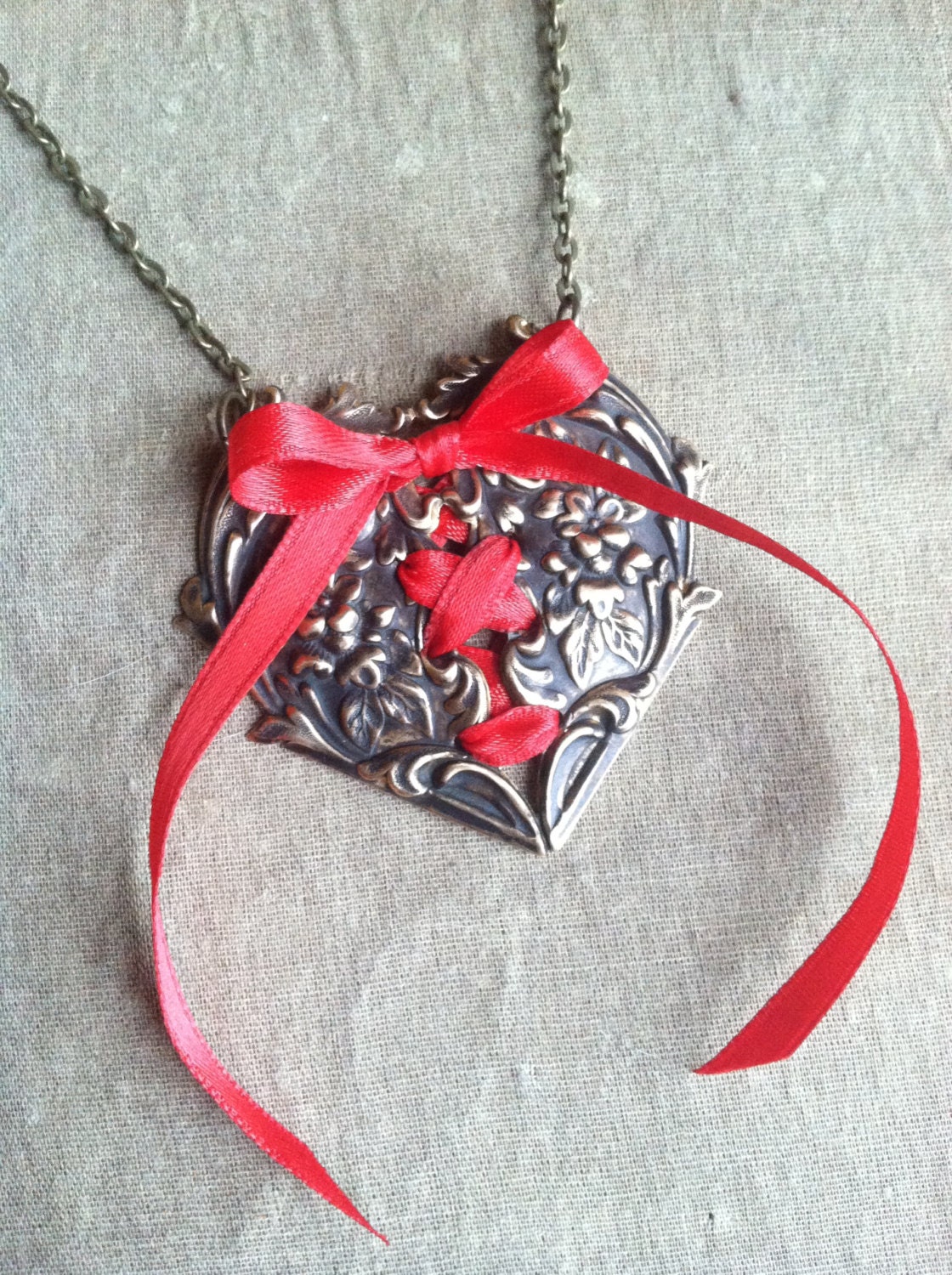 Corset Broken Heart Gothic Love Necklace