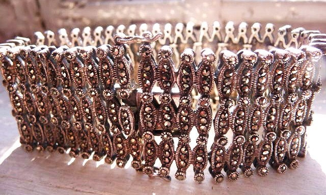 Vintage sterling silver marcasite bracelet