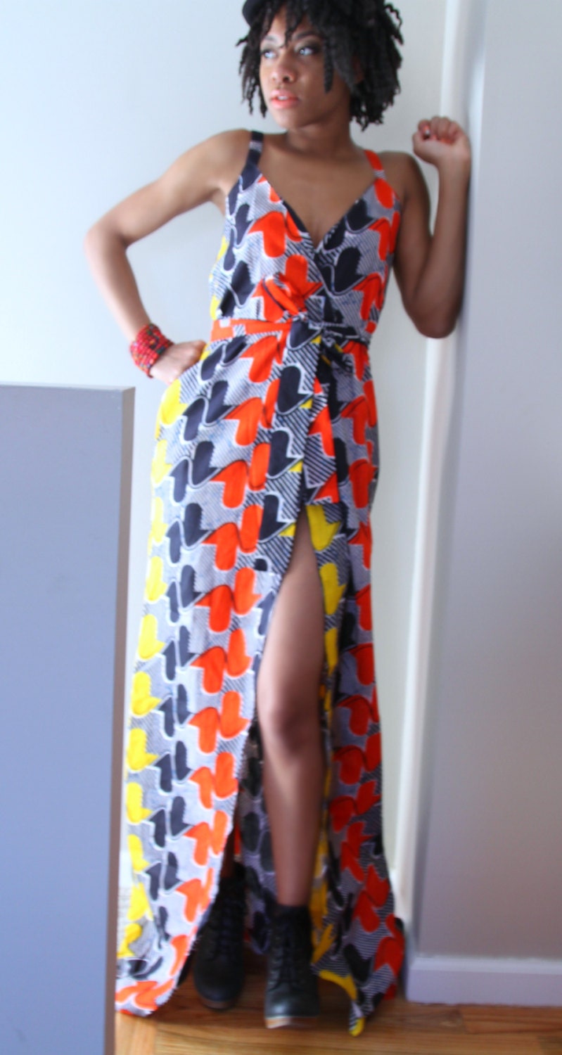 Tie up wrap dress.