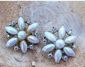 ON SALE Vintage Pearl Retro Mad Men 1960s Daisy Flower Floral Clip On Bridal Wedding Earrings