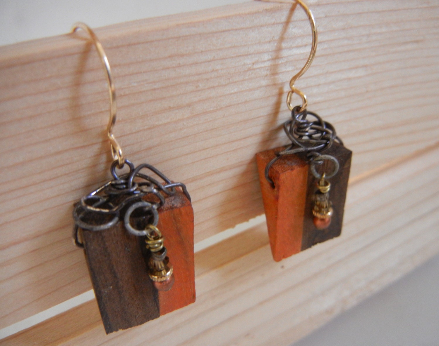 paela ziricote striped orange brown earrings