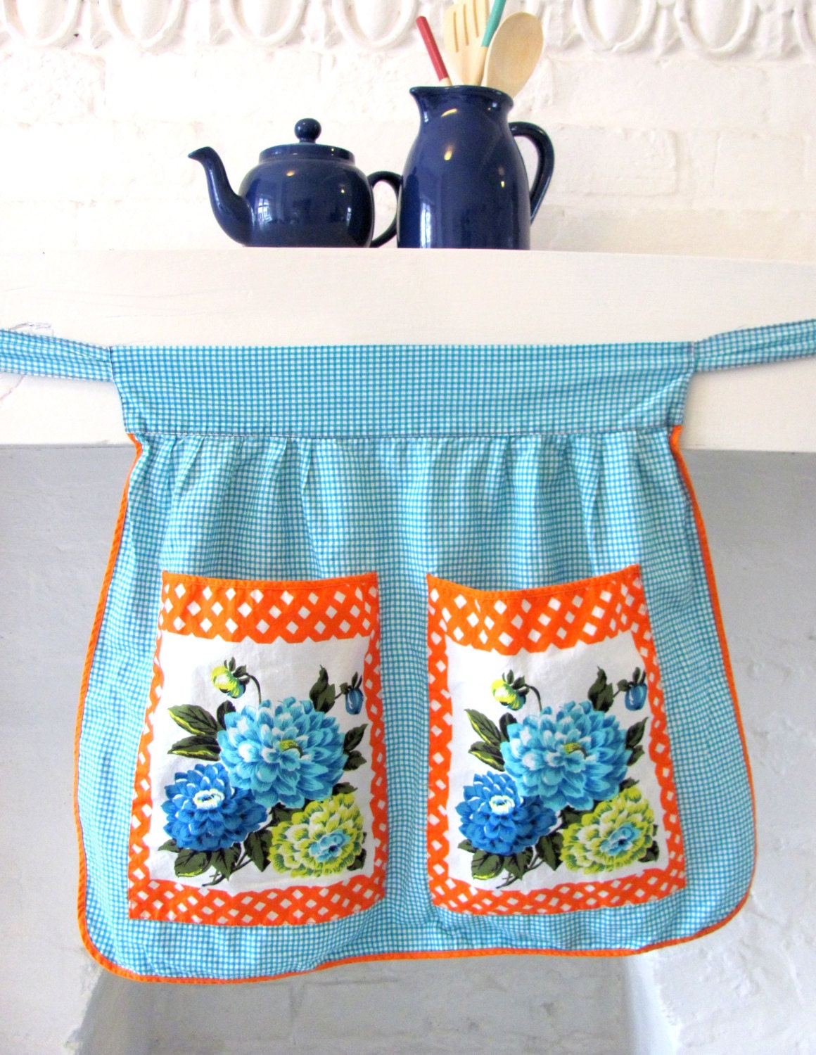 Half Apron. Vintage. Checked Blue and Bright Flowers.