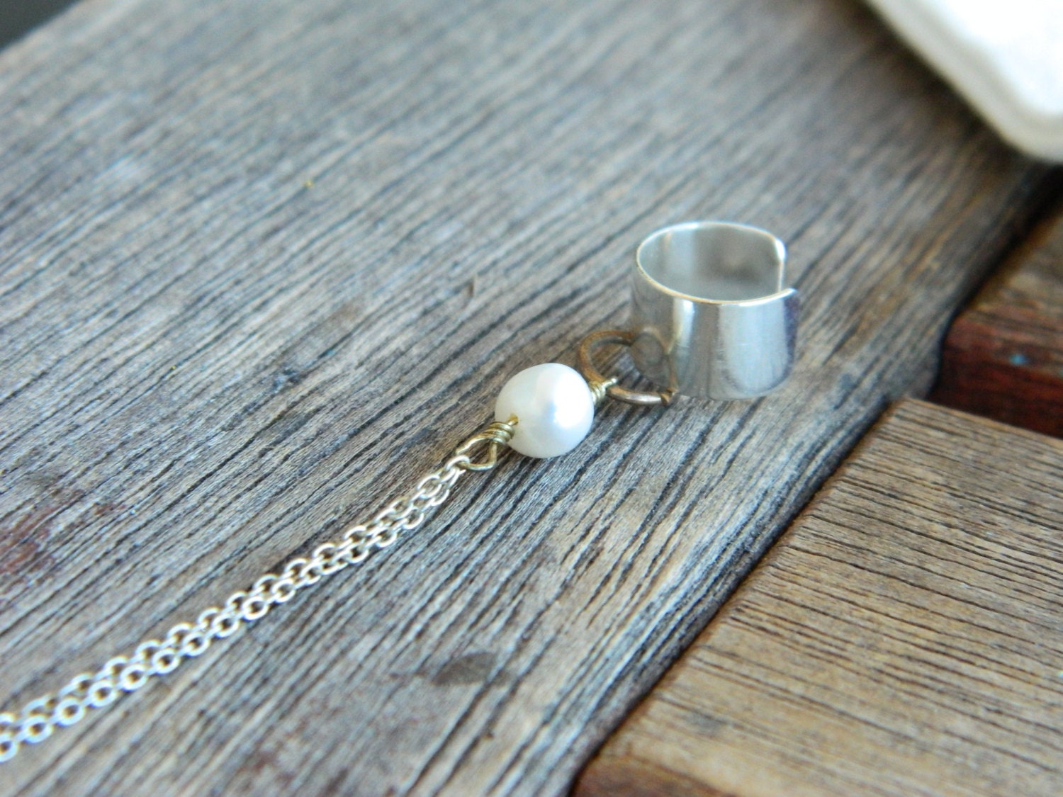 Pearl and Chain Ear Cuff