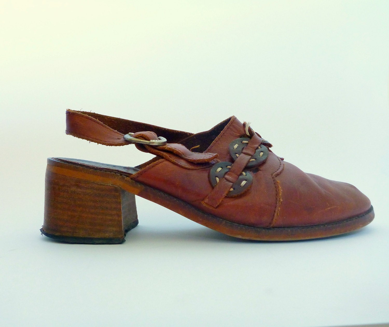 Vtg. Brown Leather Slingback Sandals- Boho, 7, 8, Hipster, Summer, Chunky, Heel