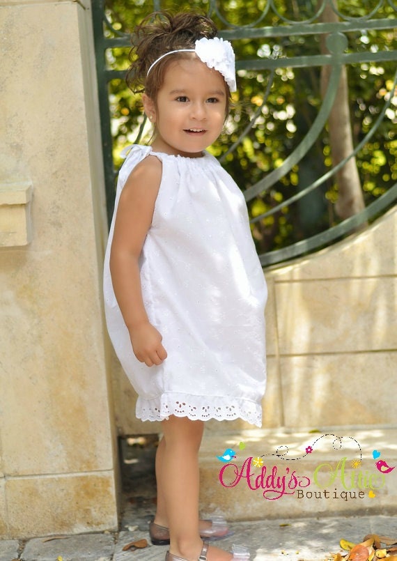 White Dress..Pillowcase Dress..Toddler Dress..Beach Dress..Girl Dress