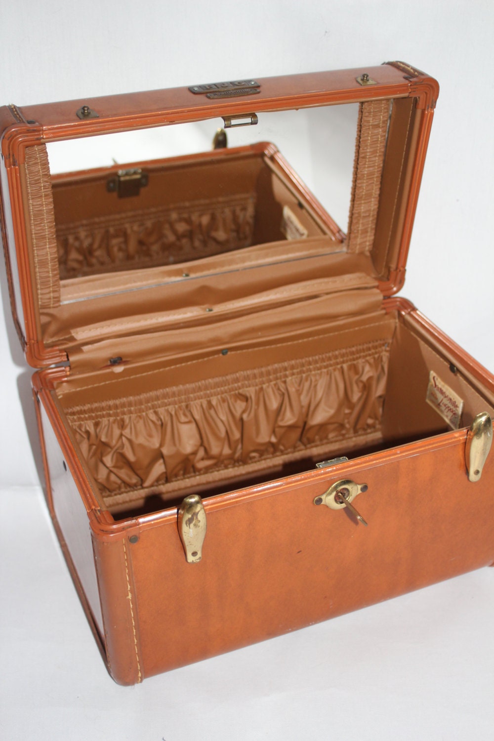 Samsonite Carry On Luggage with KEY Leather