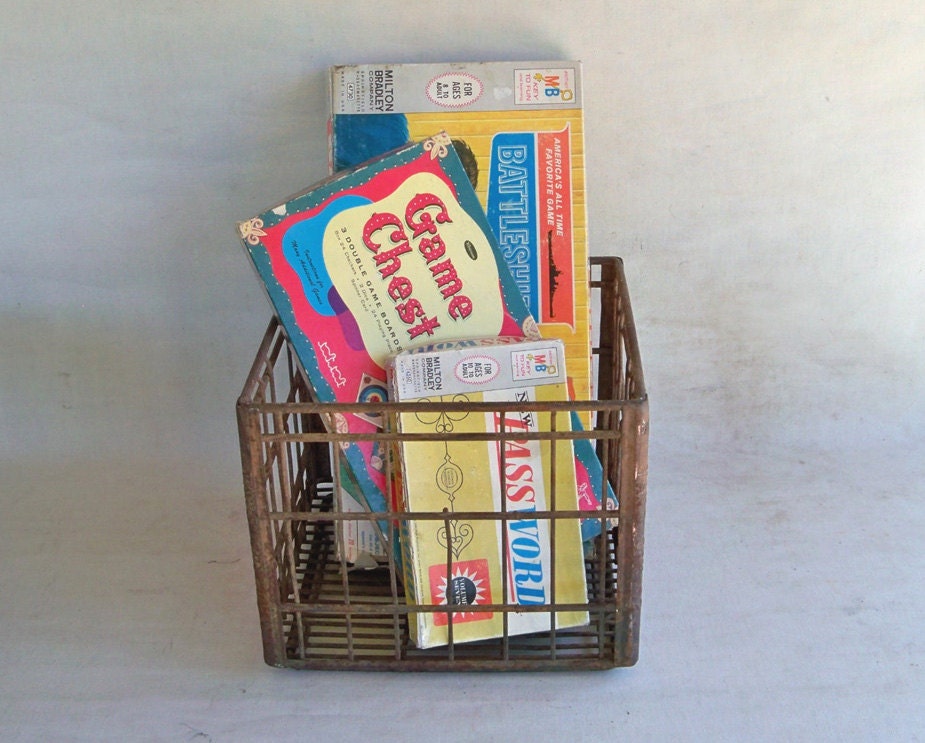 Distressed 1962 Wire Metal Milk Crate - Heavy Duty Stuff Stower with Loads of Industrial Charm