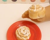 Miniature Cinnamon Rolls for American Girls 1:3