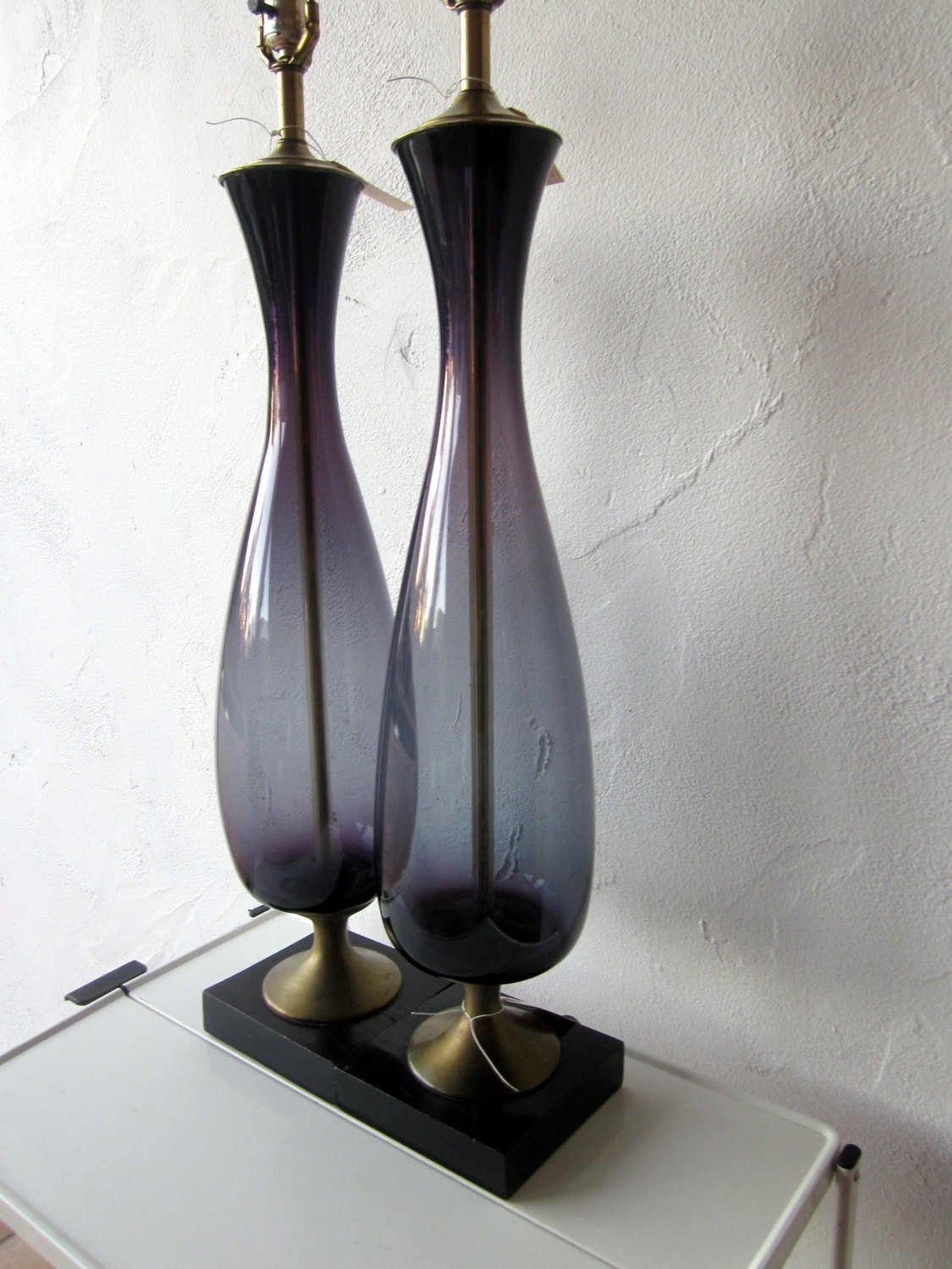 pOP uP SAle amethyst PURPLE Eggplant  vintage art GLASS  brass set pair lamps  Light Lamp mid century modern MODERNIST