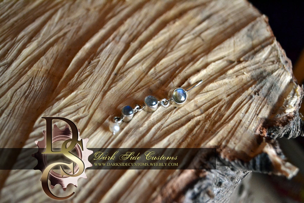 Labradorite Fresh Water Pearl free swinging pendant