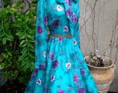 A vintage 1960s 1970s green floral retro high collar bow tie secretary long sleeves full circle skirt dress size S M