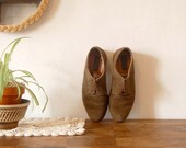 French Vintage Suede Shoes