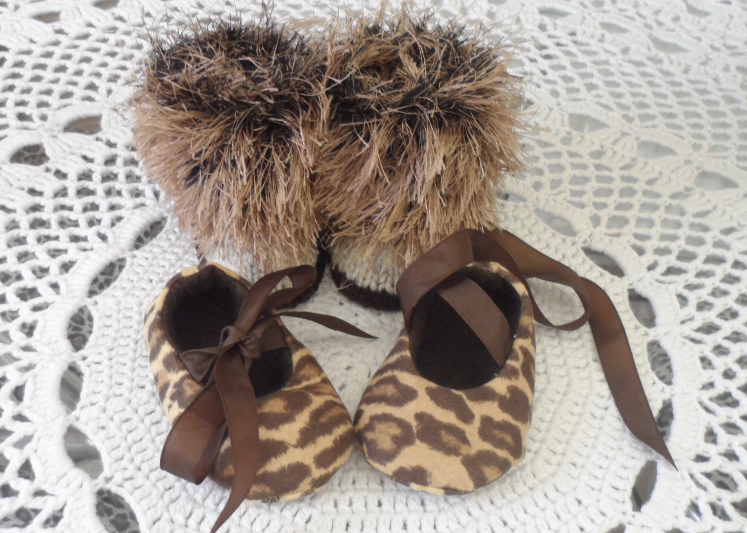 Baby booties, high leg handknit booties, furry trim, pram shoes, brown, Mary Jane shoes, baby shower