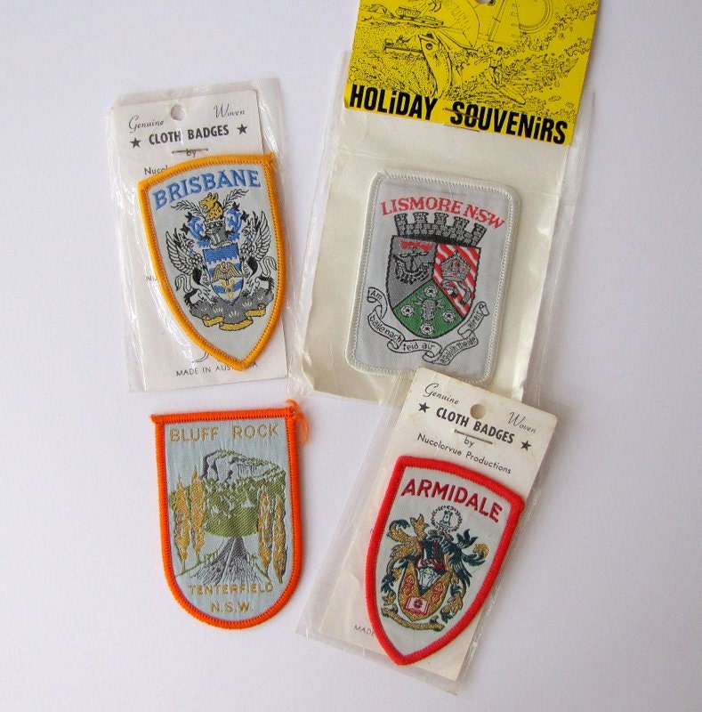Vintage Australian cloth badges (4)
