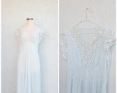 vintage 1960s Night Dress / / Light Blue Lace Night Gown / small to medium