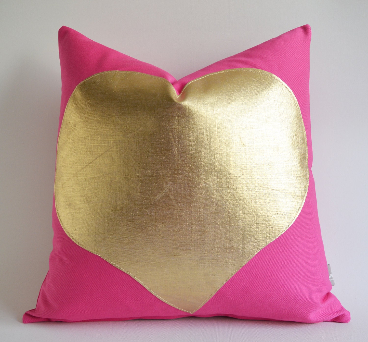 Sukan / Gold Heart Pink Pillow Cover - Pink Pillows - Heart Linen Cushion Cover - Decorative Pillow - Accent Pillow - Heart Pillows 18x18