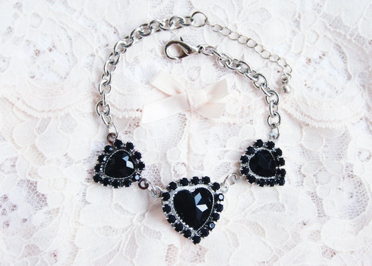 Black Queen vintage bracelet