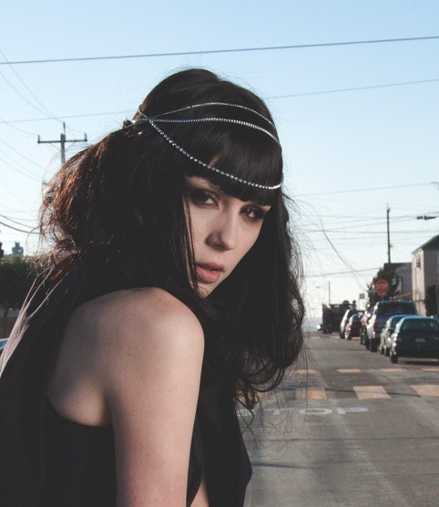 Simple Elegant Art Nouveau Rhinestone Chain Headband Headpiece - Perfect for bangs and side parts