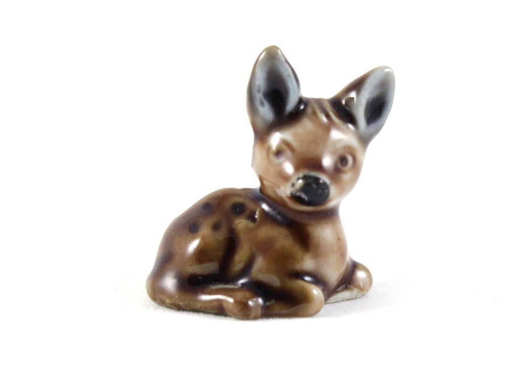 Wade Whimsies - Fawn / Bambi / Deer - Miniature Figurine
