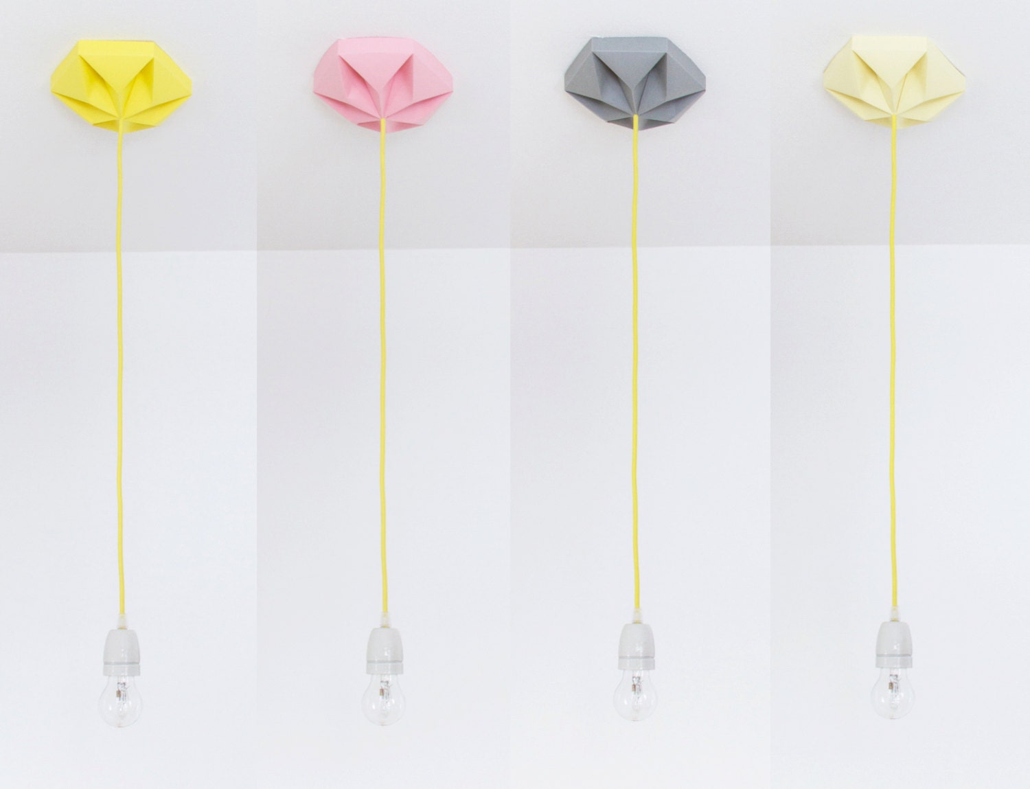 Kroonuppe: paper ceiling rose