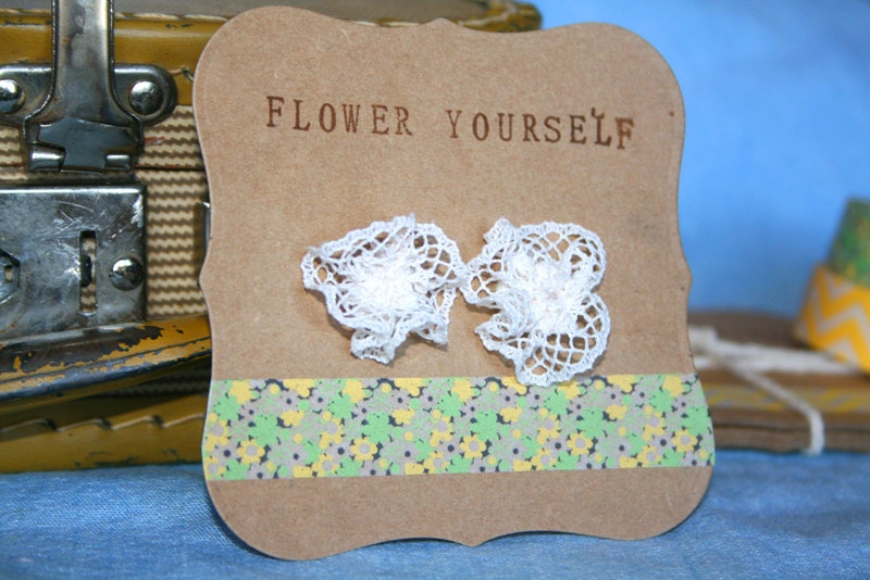 lace earrings - ivory vintage lace earrings
