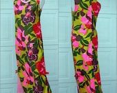 Vtg 60s Polished Cotton Sun Dress - Rhapsody by Glazier - Side Slits MOD Floral Print S to M