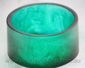 Resin Bangle Cuff Style in Emerald Green