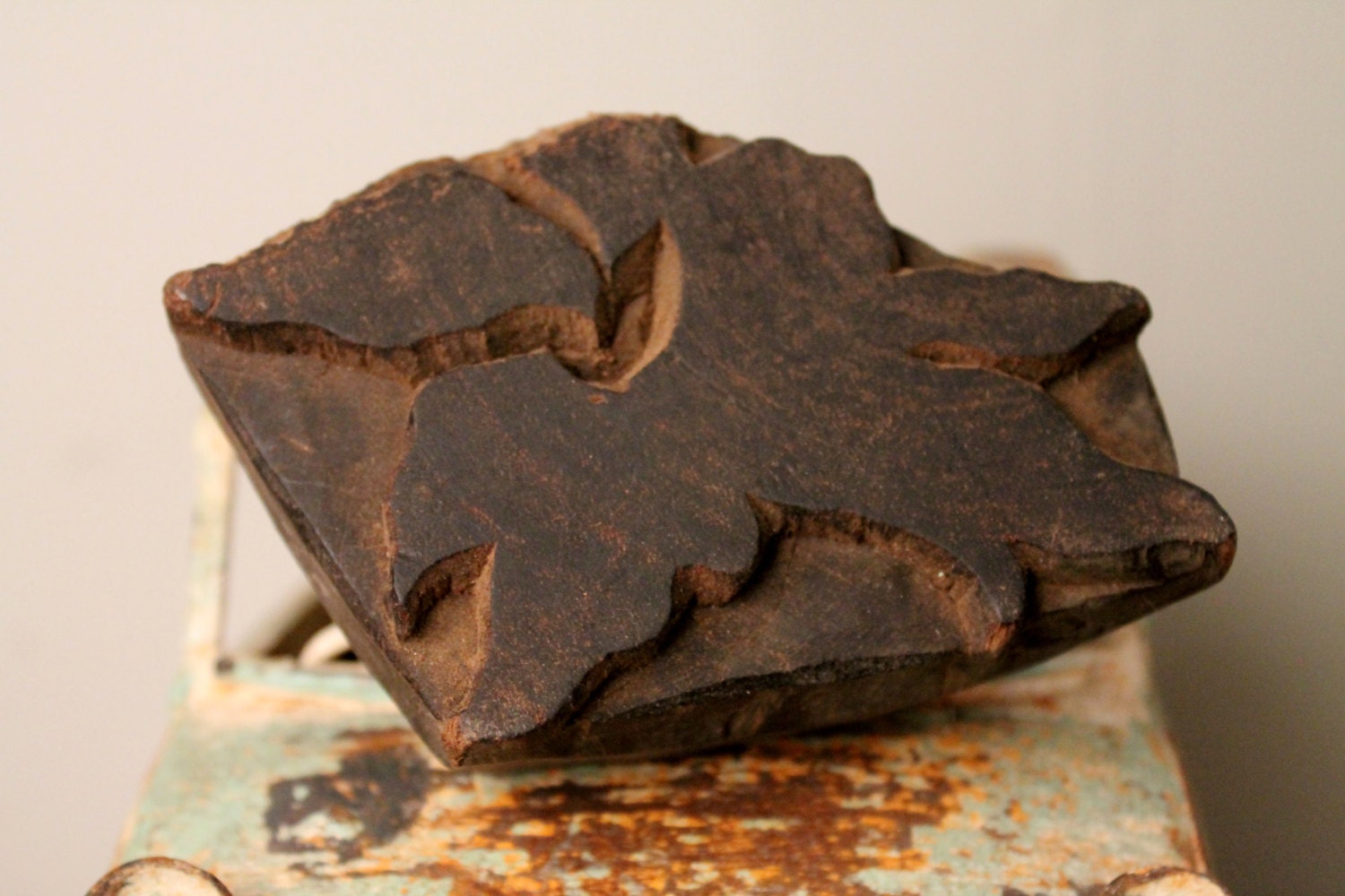 Broken Oak Leaf Indian Vintage Fabric Printing Block Art Tool