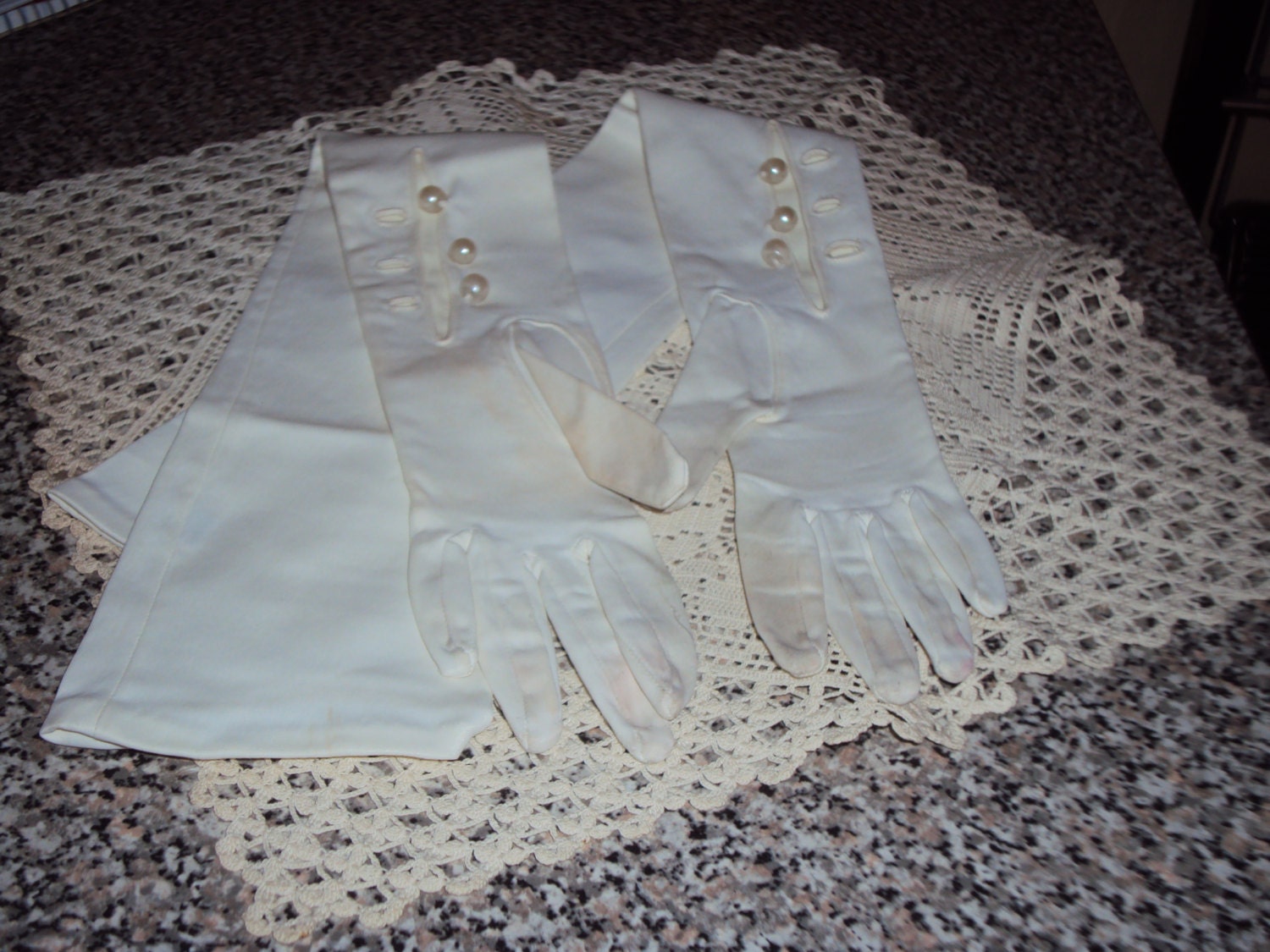 SPRING SALE VINTAGE Long White Gloves 3 Pearl Buttons 22 Inches Long & They Stretch