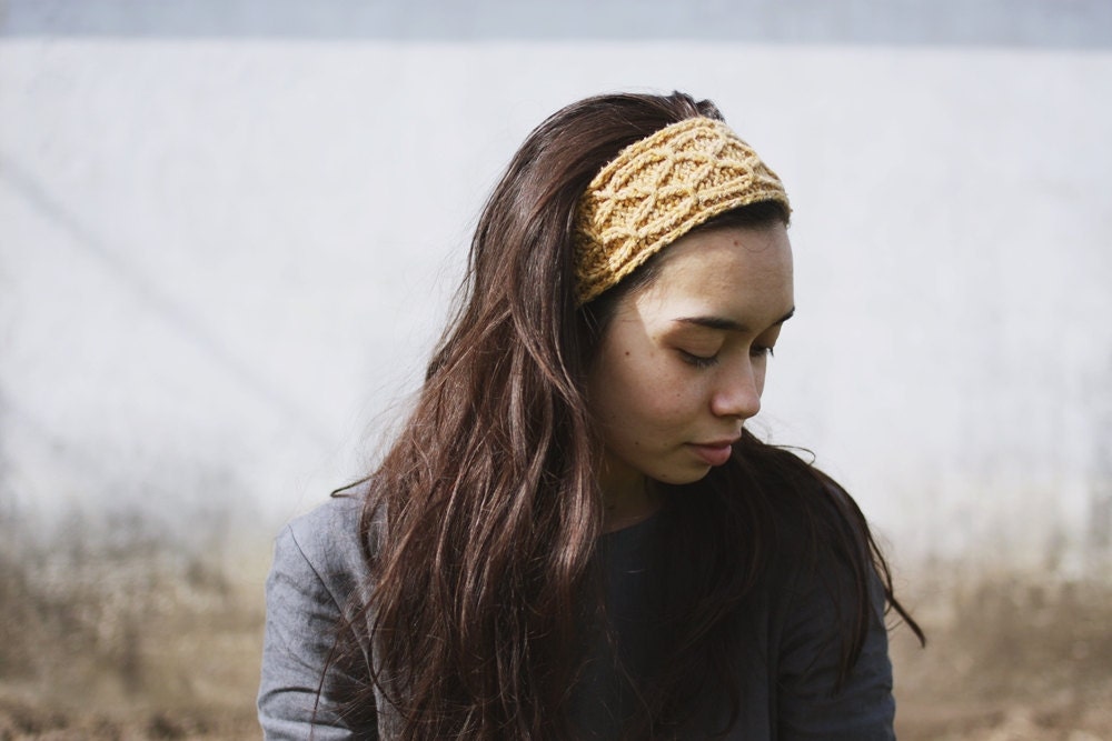 trellis recycled knit headband - raw honey yellow